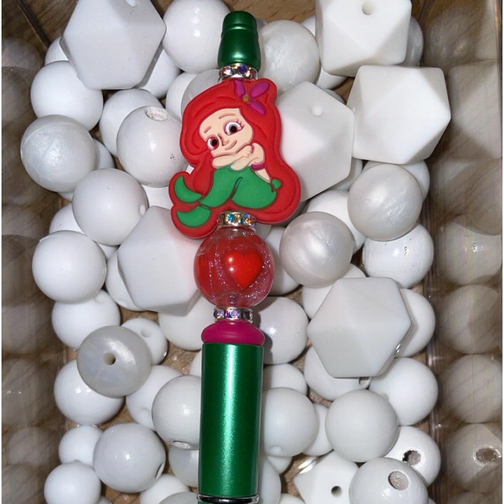 MERMAID FOCAL BED PEN